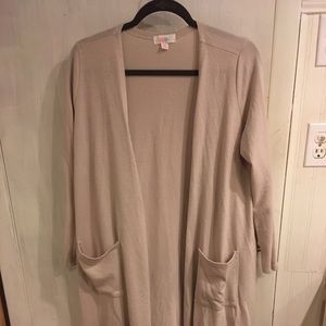 Medium LuLaRoe Sarah